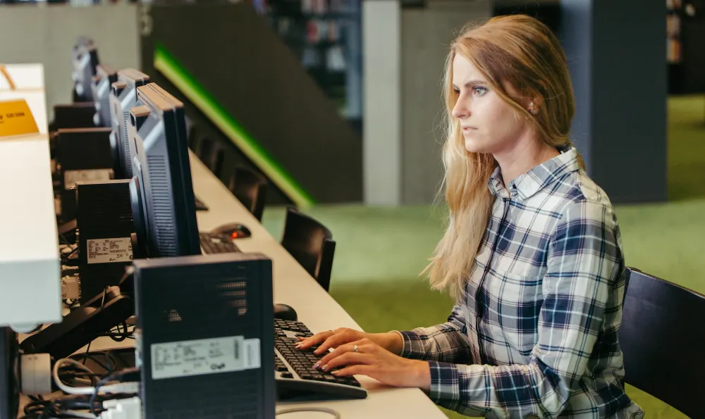 Administrator de rețea/sistem